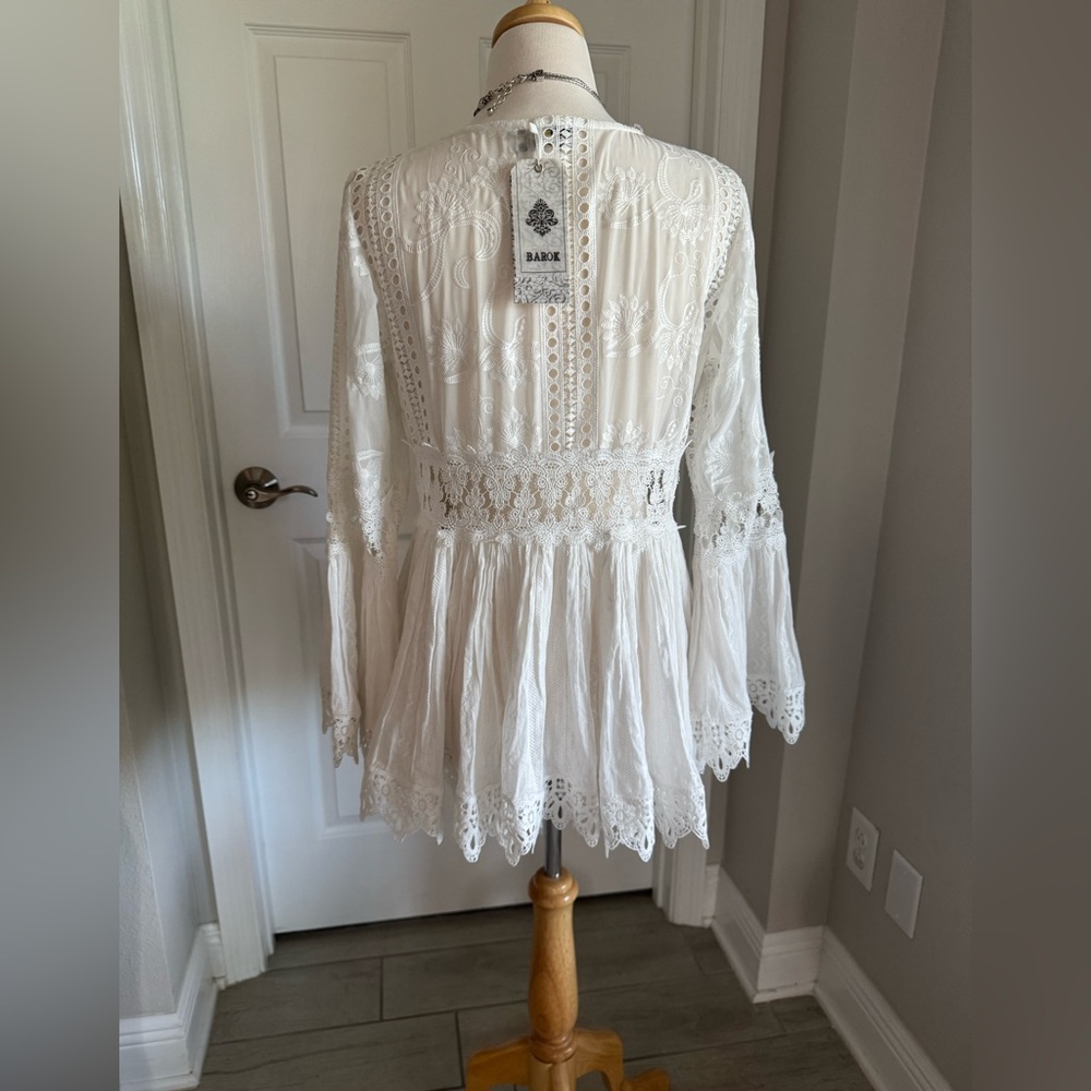 Barók Elegant White Lace Women Top - Picture 2 of 3
